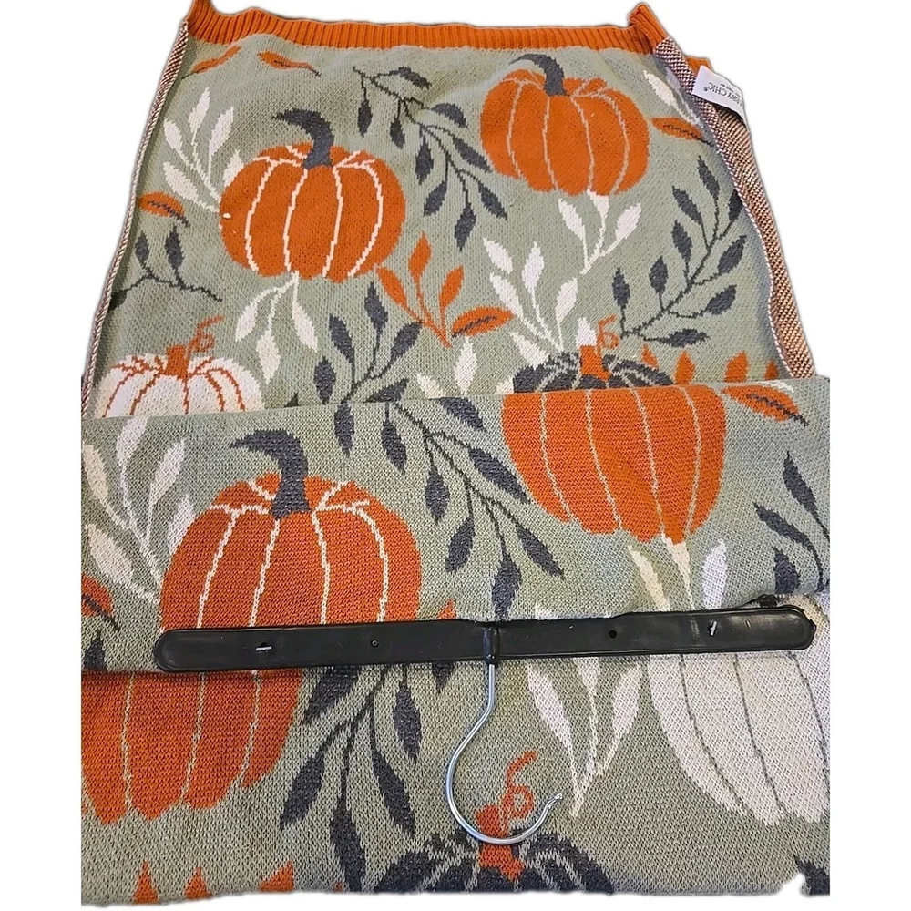 SHABBY CHIC Knit Sweater Material Pumpkin Table Runner 16